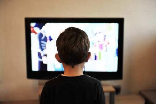 zašto ne ostavljati dijete pred televizorom